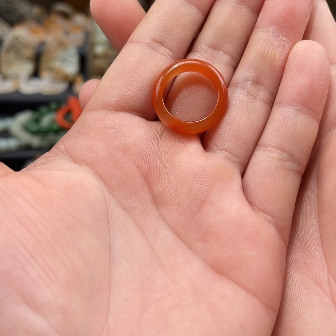 南红玛瑙未镶嵌戒指