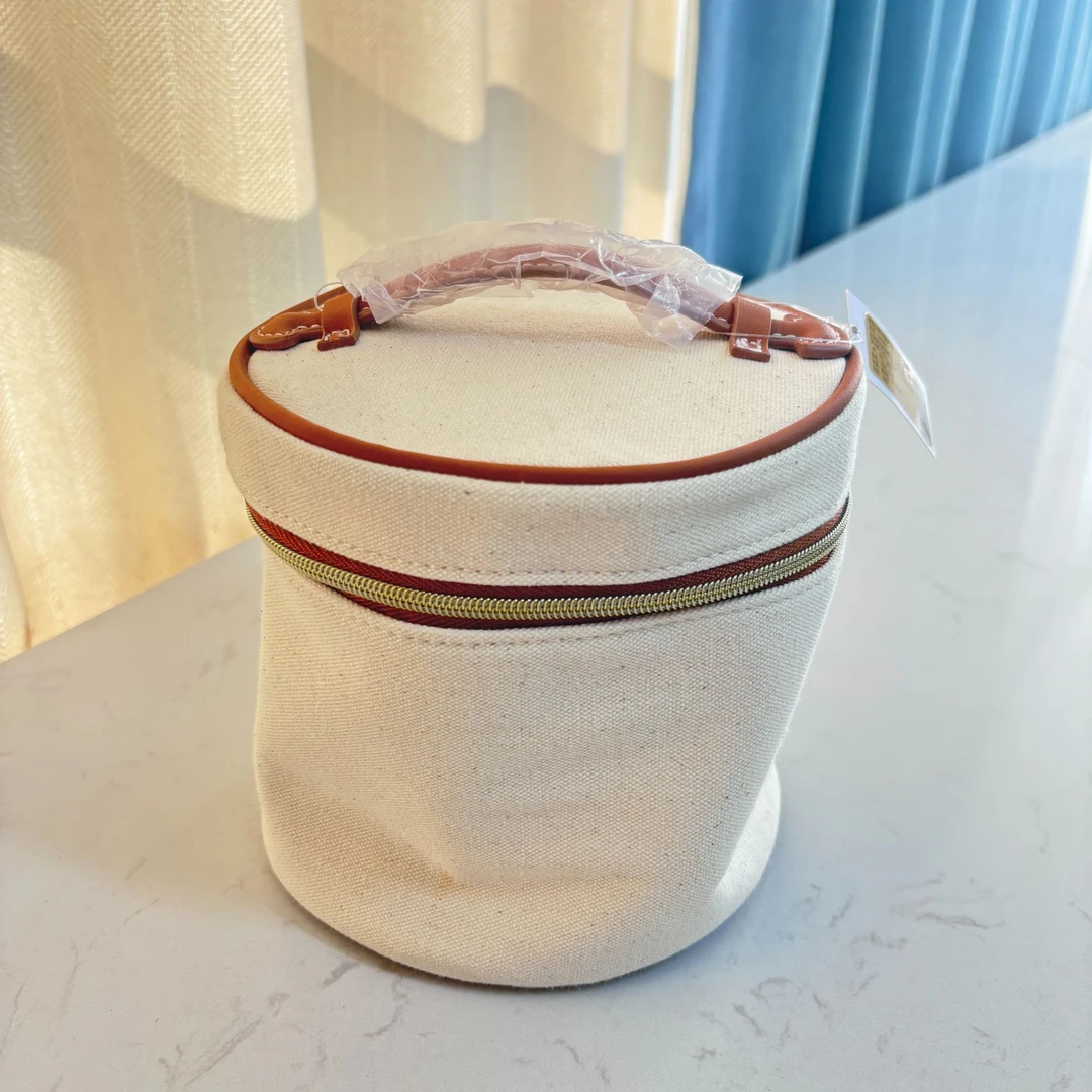 Estee Lauder/雅诗兰黛雅诗兰黛米色桶包FA4
