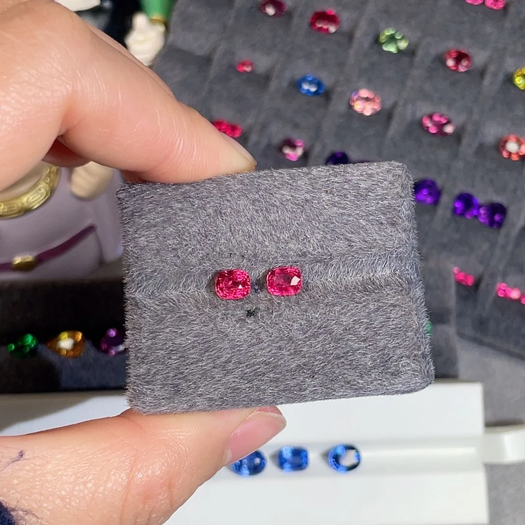 尖晶石裸石未镶嵌总重1.34ct曼辛