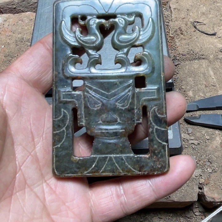 和田玉（糖玉）未镶嵌颈饰