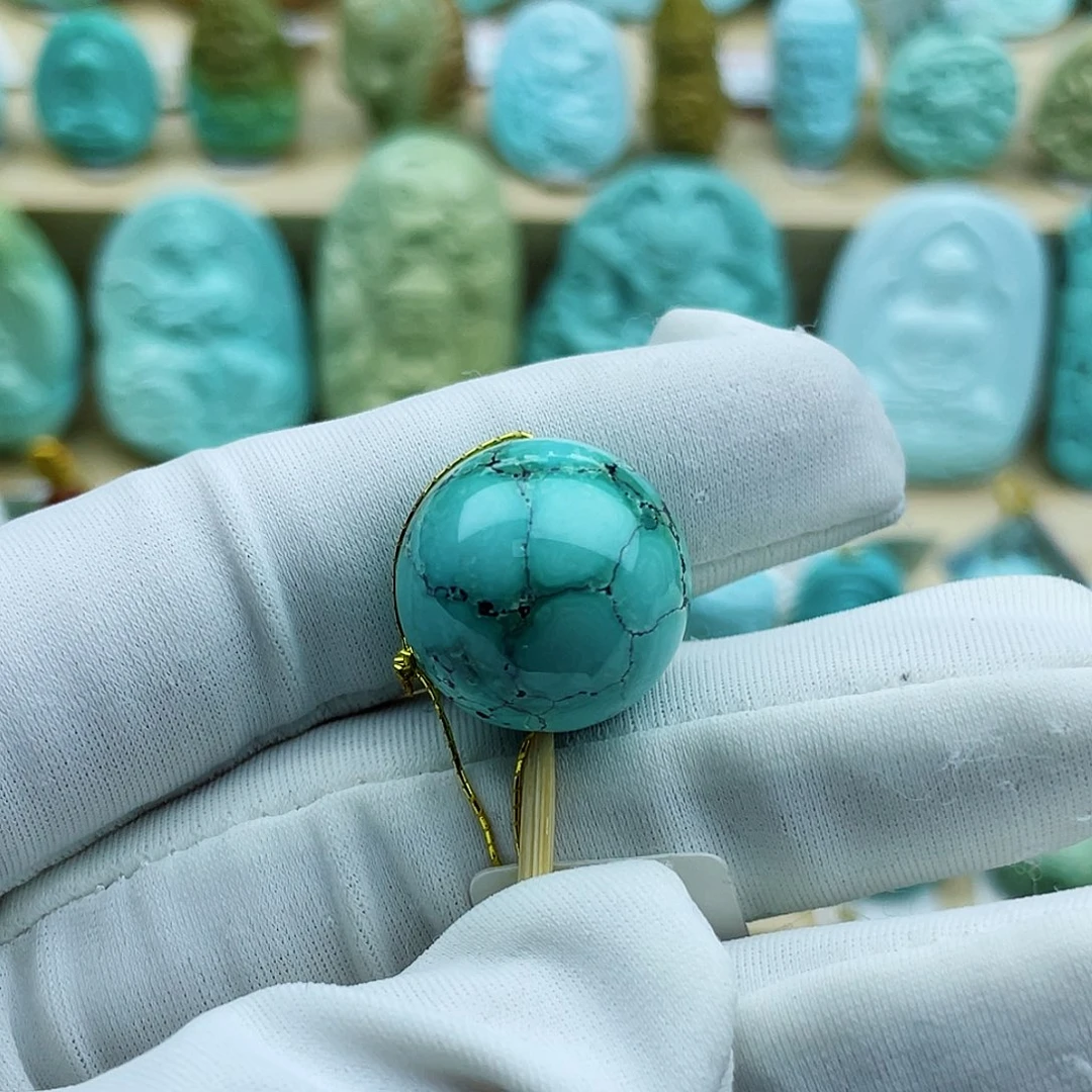 未镶嵌绿松石珠宝奇石