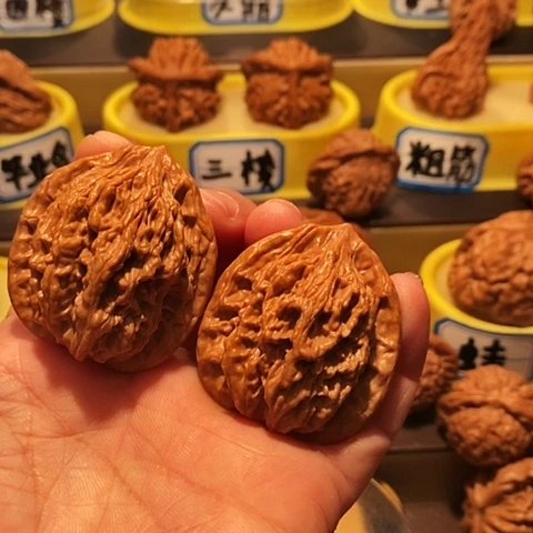 吊坠文玩核桃麦穗虎头