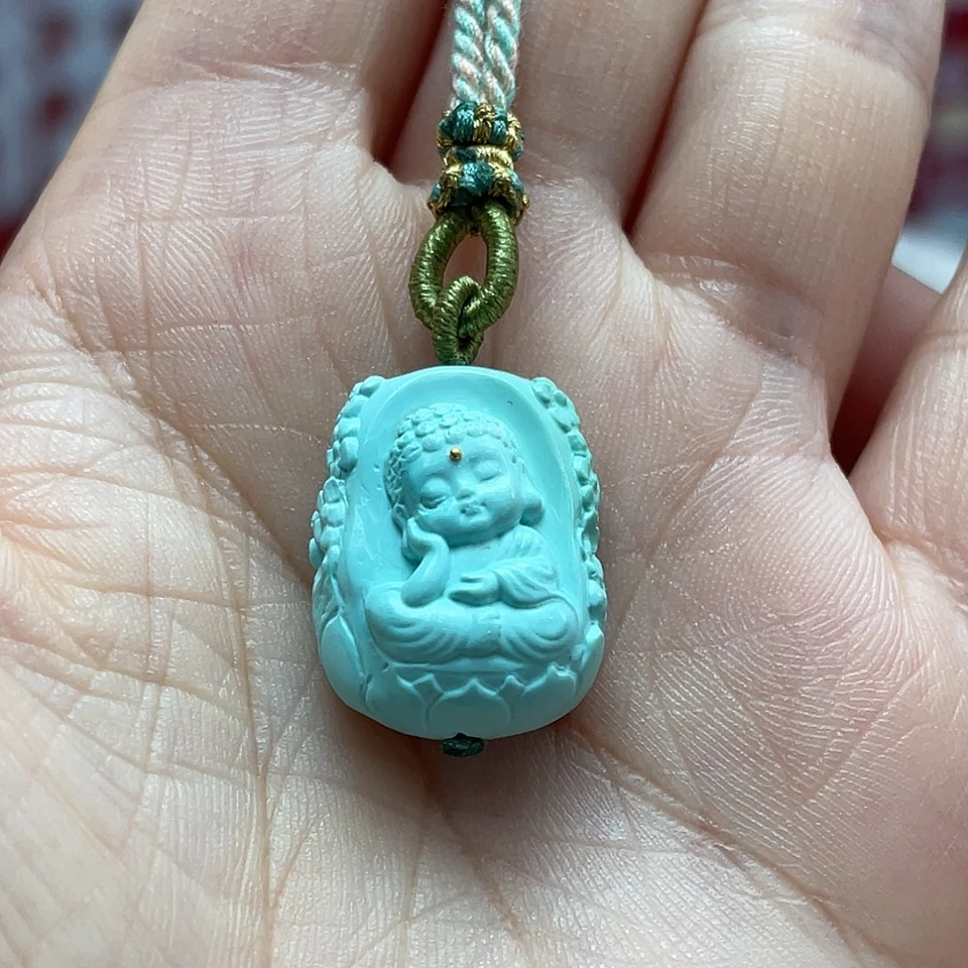绿松石未镶嵌颈饰