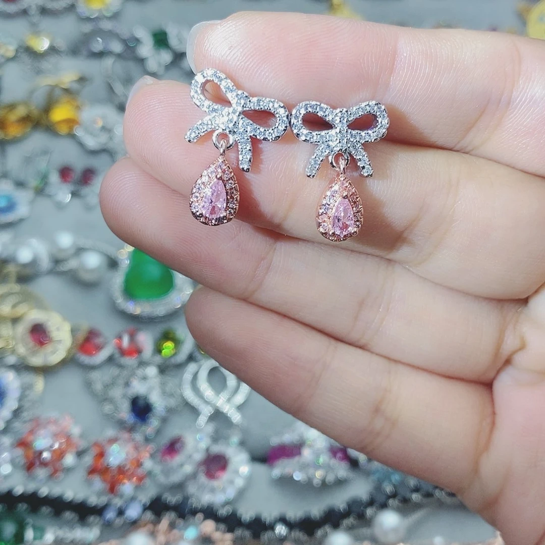 【闪购商品】银S925镶嵌耳饰托帕石