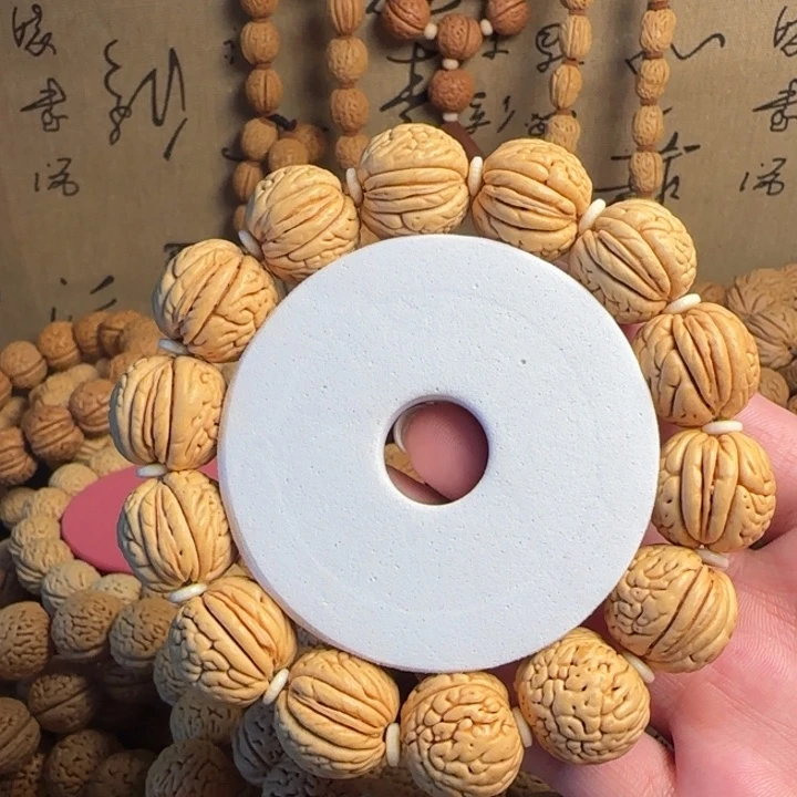 桃核吊坠盘锦肌肉