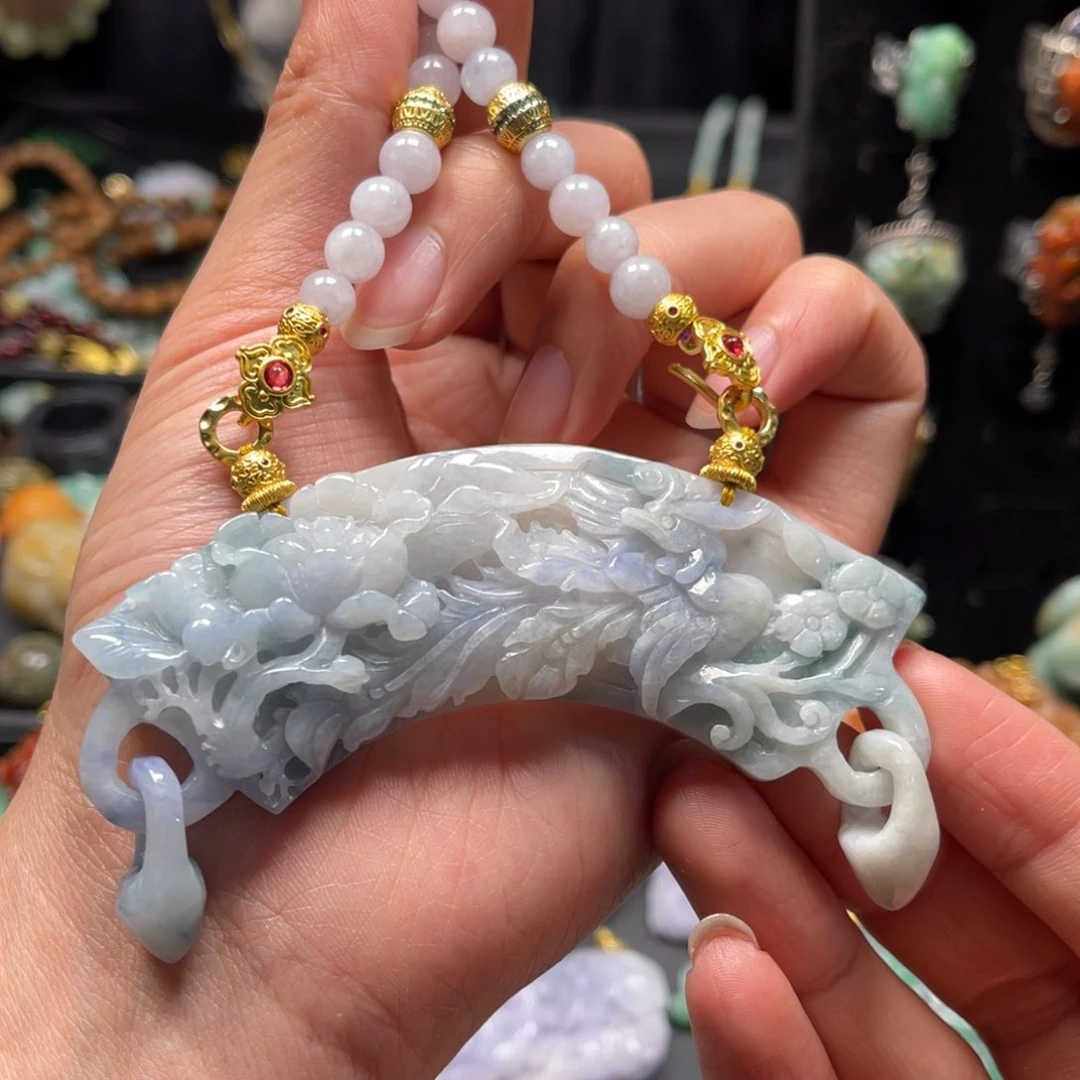 翡翠颈饰未镶嵌vvvvvvvvvbbbbbbbb