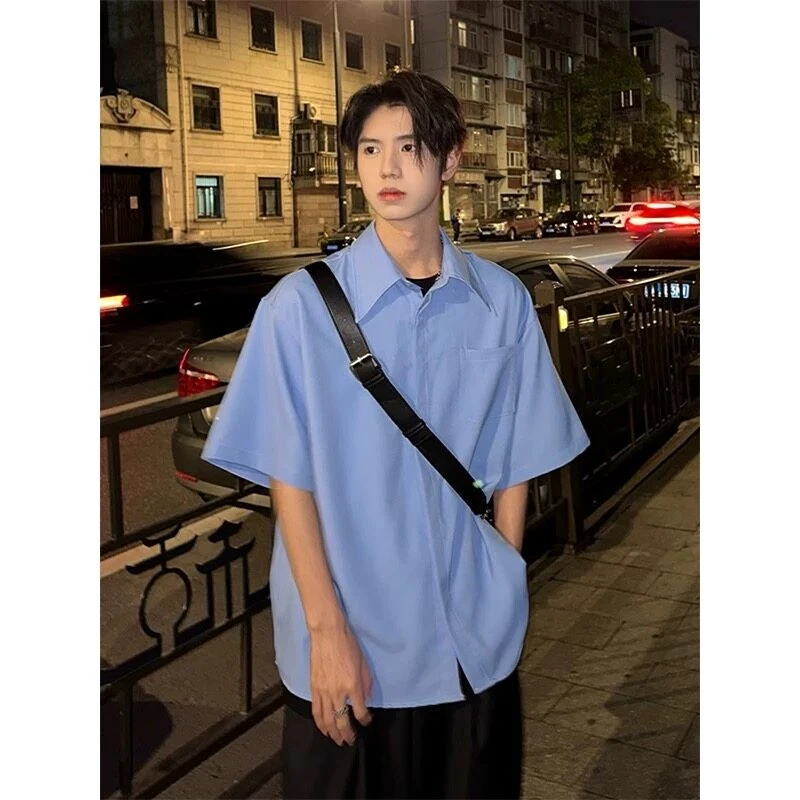 港风衬衫短袖男生夏季薄款纯色百搭基础款潮牌宽松五分袖衬衣外套