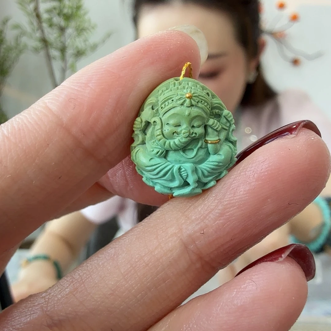 绿松石未镶嵌珠宝奇石