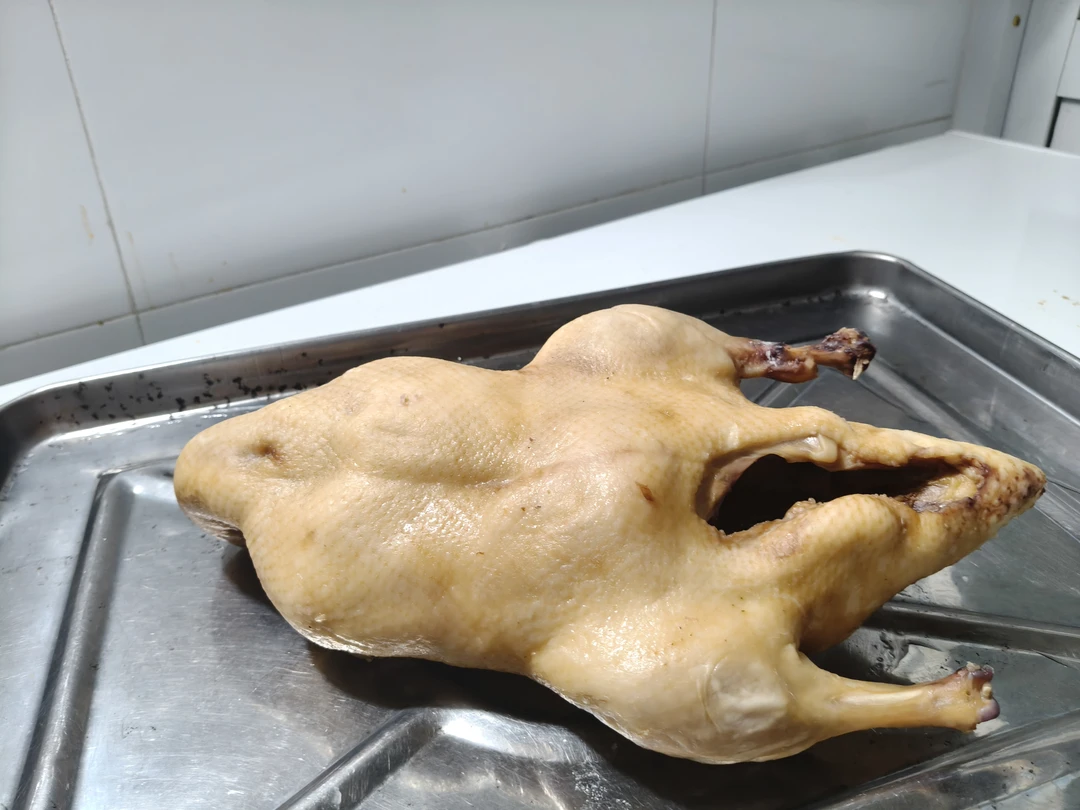 芜湖特产咸胚鸭整只真空包装绿色食品开袋即食