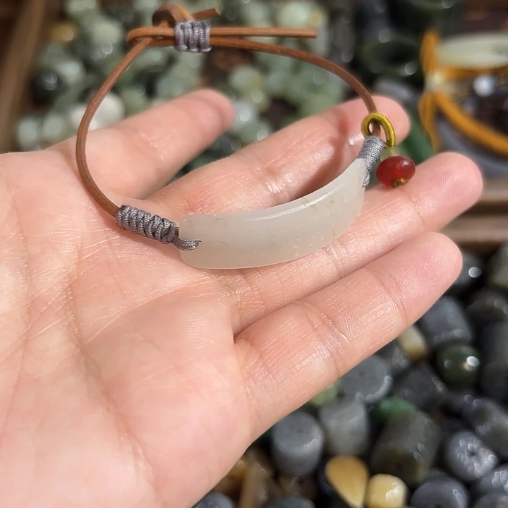 和田玉（糖玉）未镶嵌手链