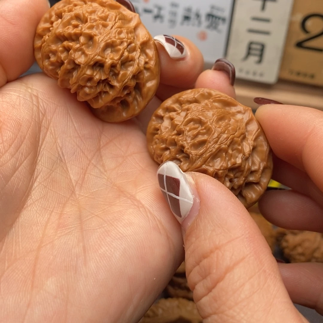 文玩核桃把件宫灯42