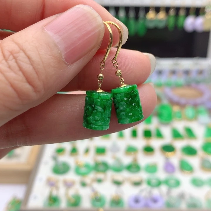 翡翠18K金镶嵌耳饰