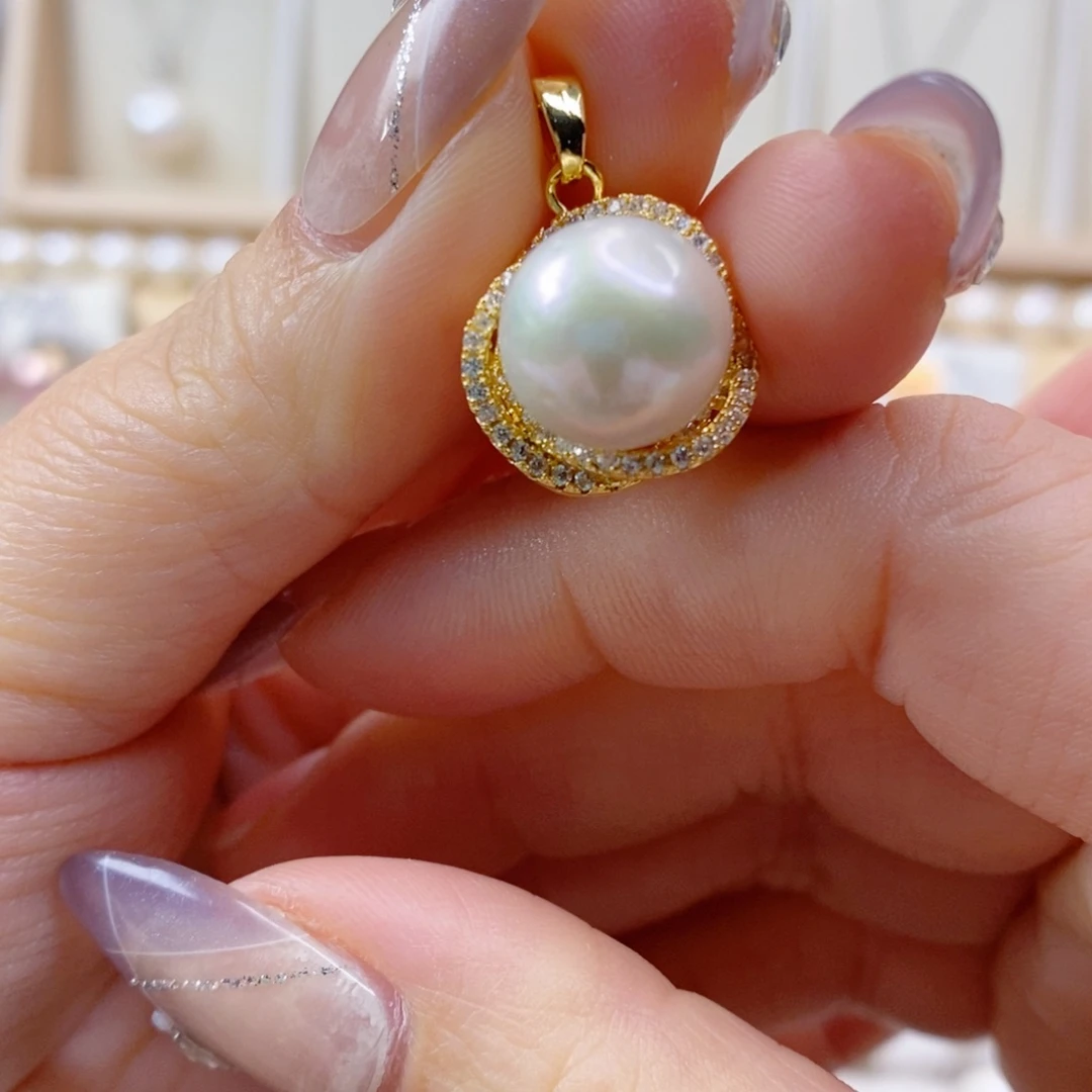 淡水珍珠吊坠(赠链)合金