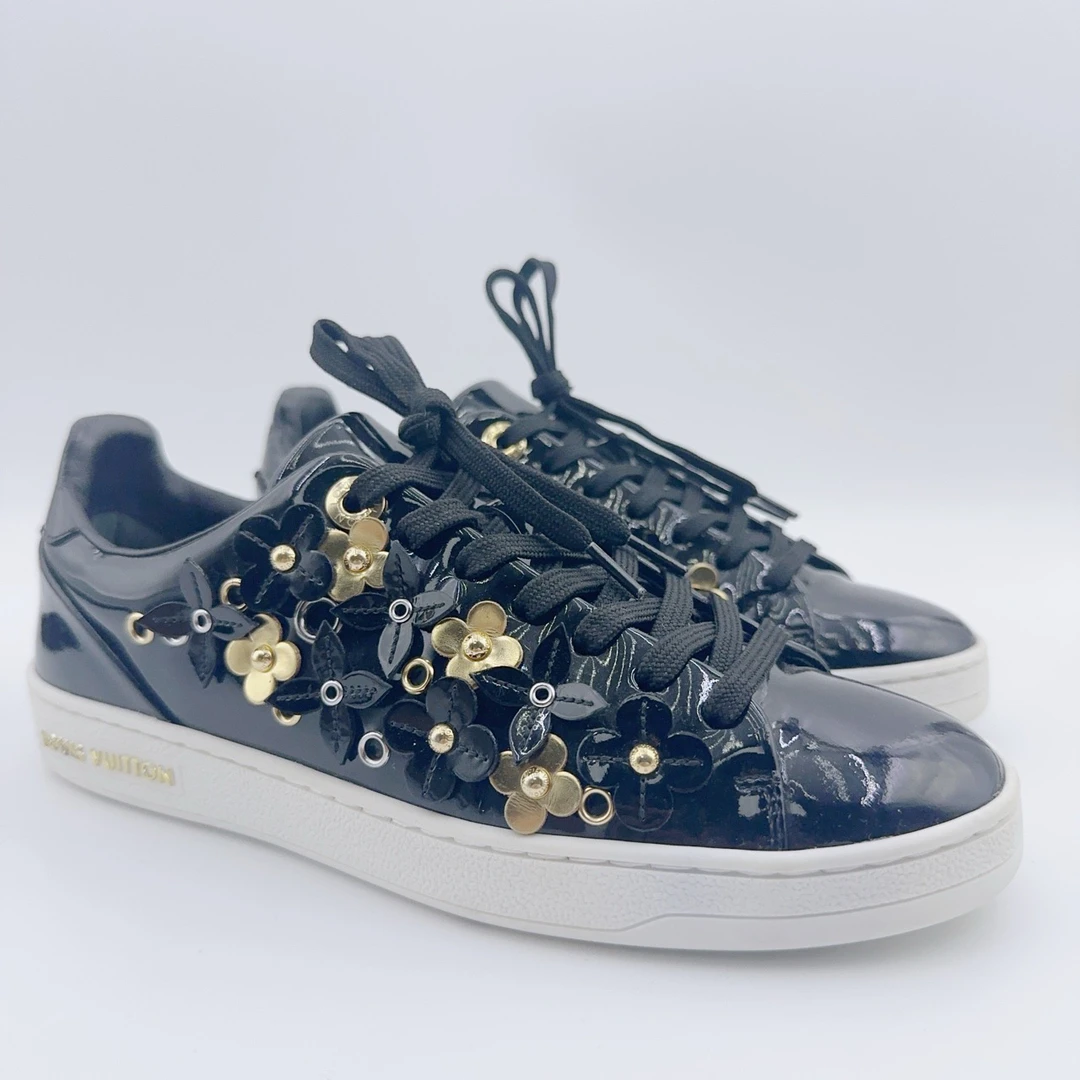 95新 LouisVuitton/路易威登 35码/经典四叶草黑色漆皮小板鞋