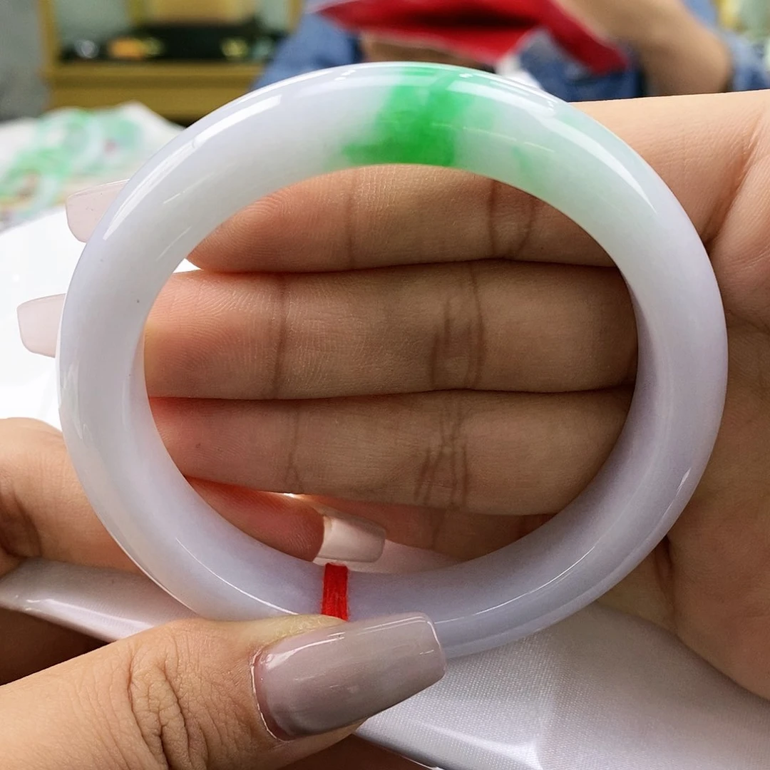 【闪购商品】未镶嵌手镯翡翠