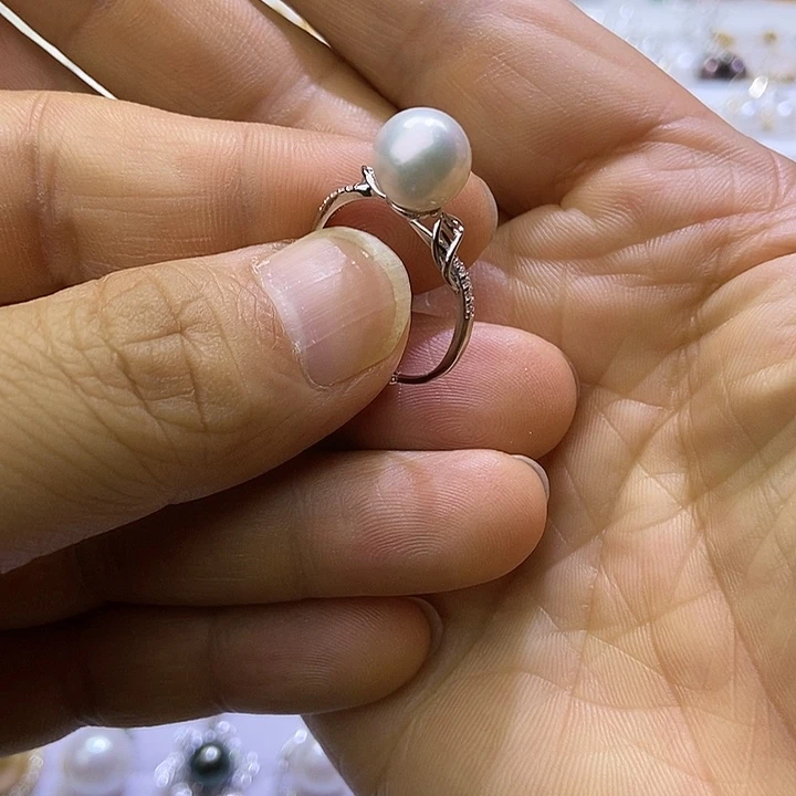 银S925镶嵌淡水珍珠戒指