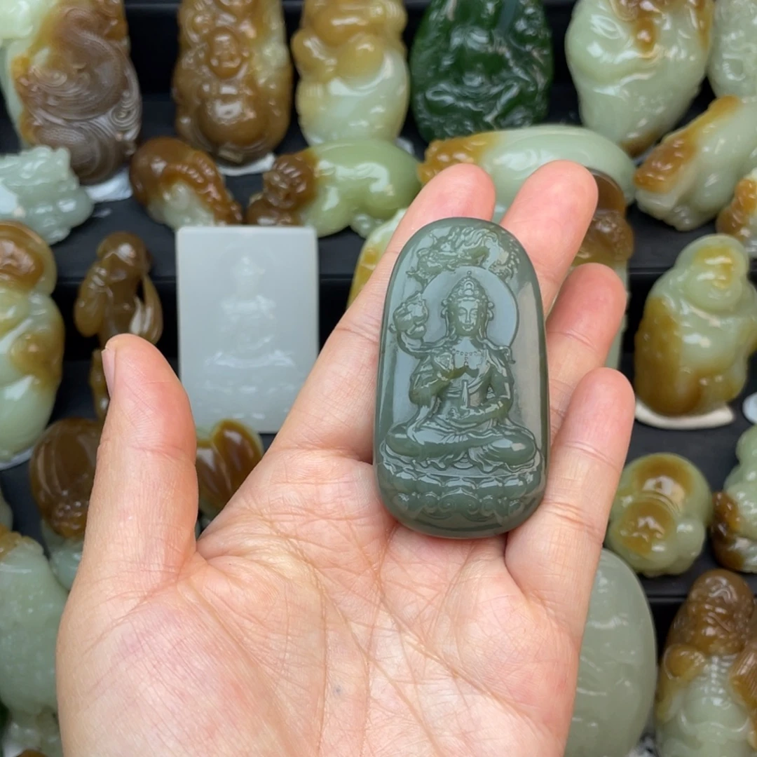 和田玉未镶嵌颈饰