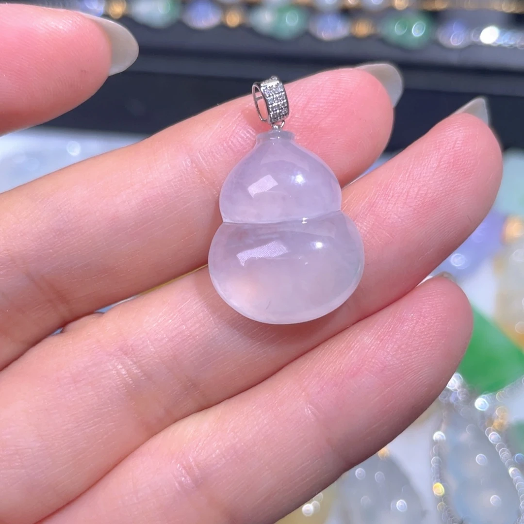 颈饰18K金镶嵌翡翠翡翠