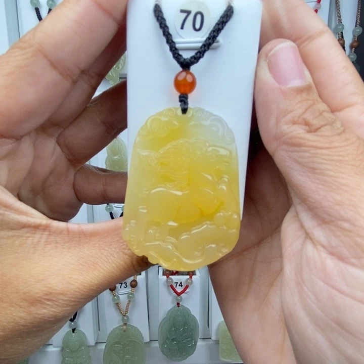 最***好玛瑙/玉髓未镶嵌颈饰