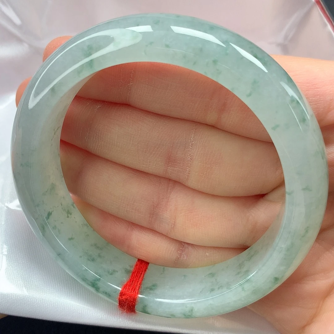 未镶嵌手镯翡翠，35号小轮胎
