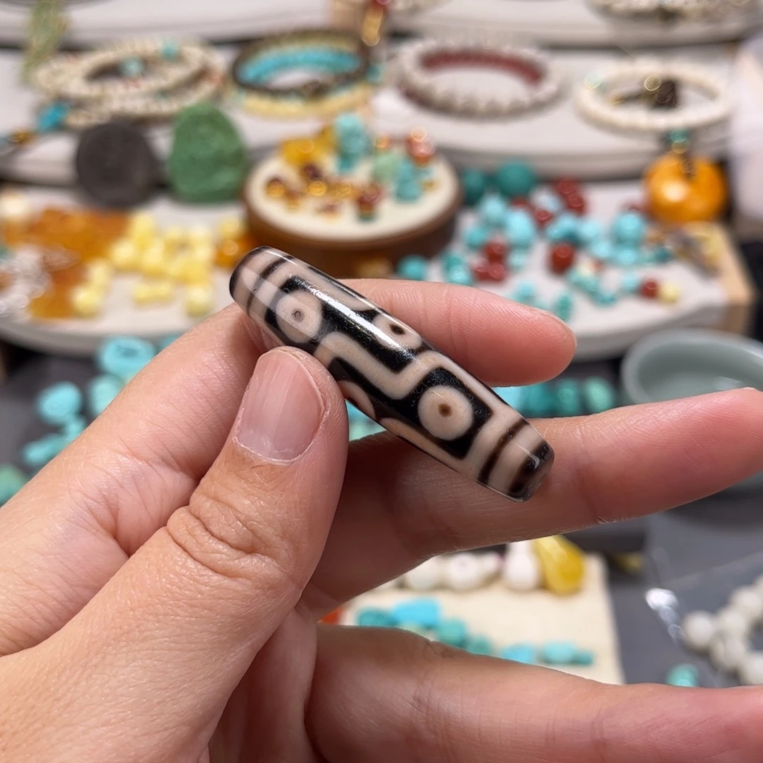 玛瑙/玉髓未镶嵌珠九眼