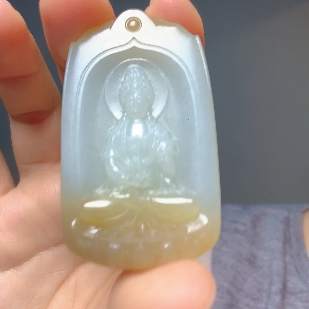 浮***身和田玉（糖玉）未镶嵌颈饰