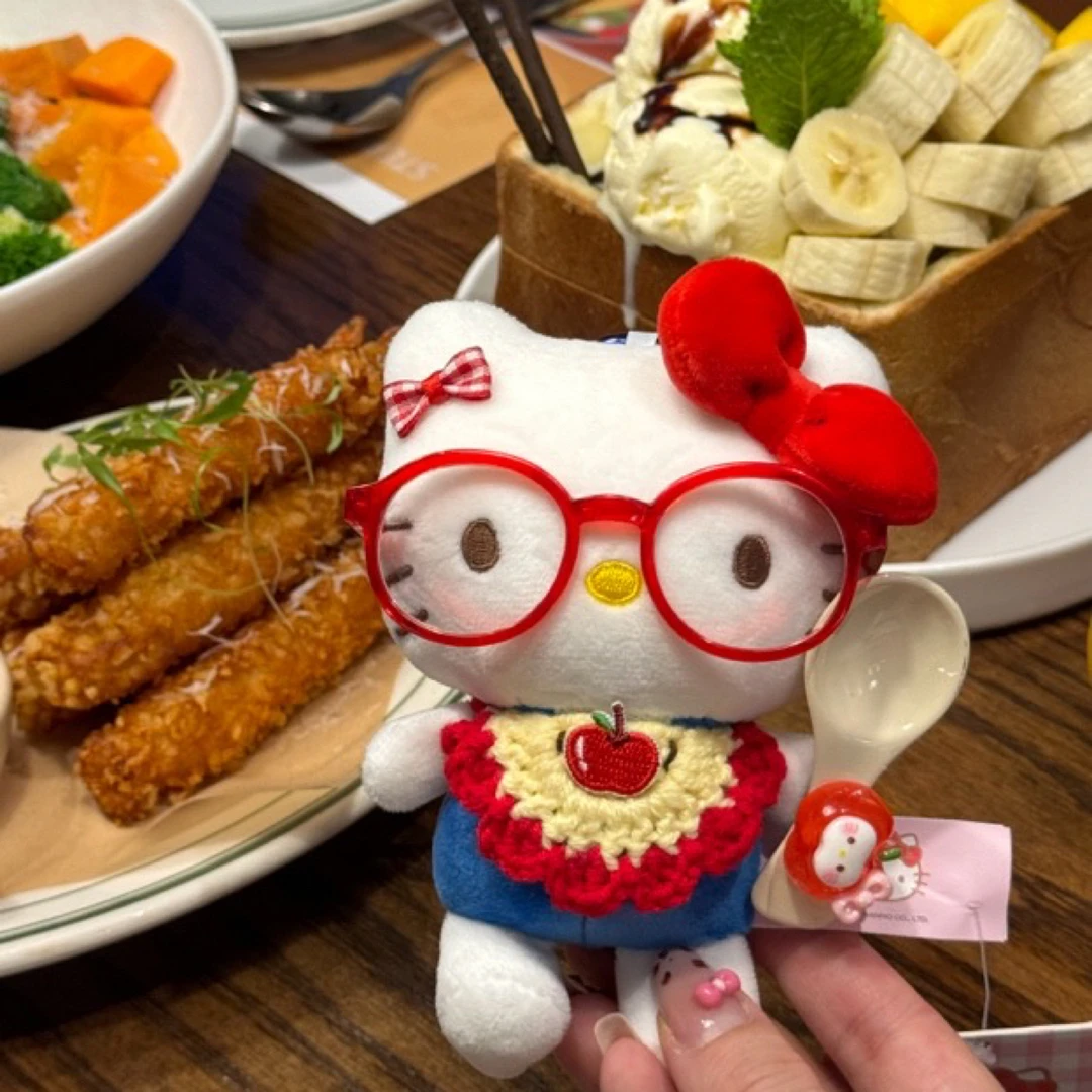 正版hello kitty包包挂件干饭人可爱甜美包挂件