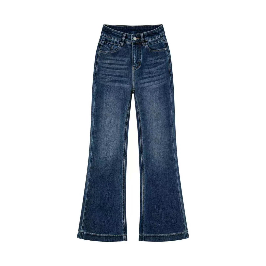 阿宏【JEANS】 2025年冬季 -维多利亚超模版-直筒微喇女装牛仔9059A