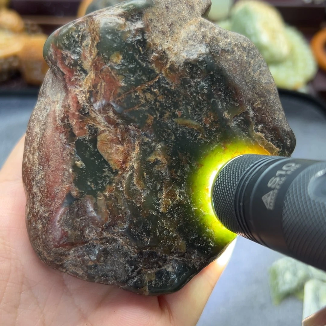 和田玉未镶嵌珠宝奇石