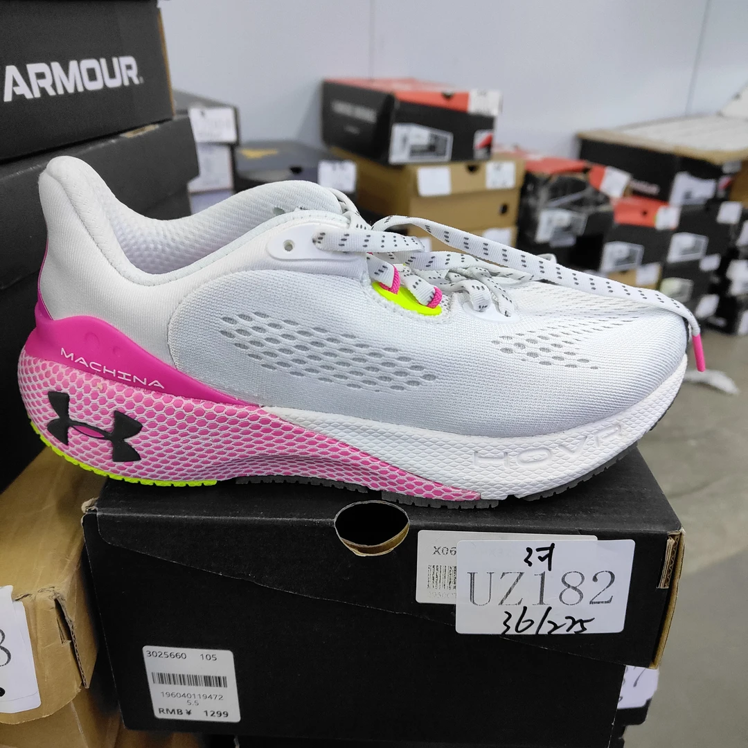 断码运动鞋-安德玛-UZ182