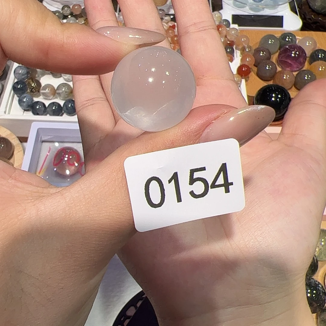 未镶嵌水晶大型摆件（非配饰）