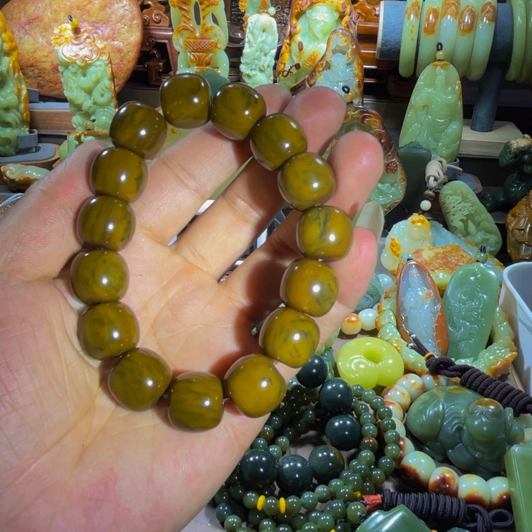 透闪石质玉未镶嵌手链