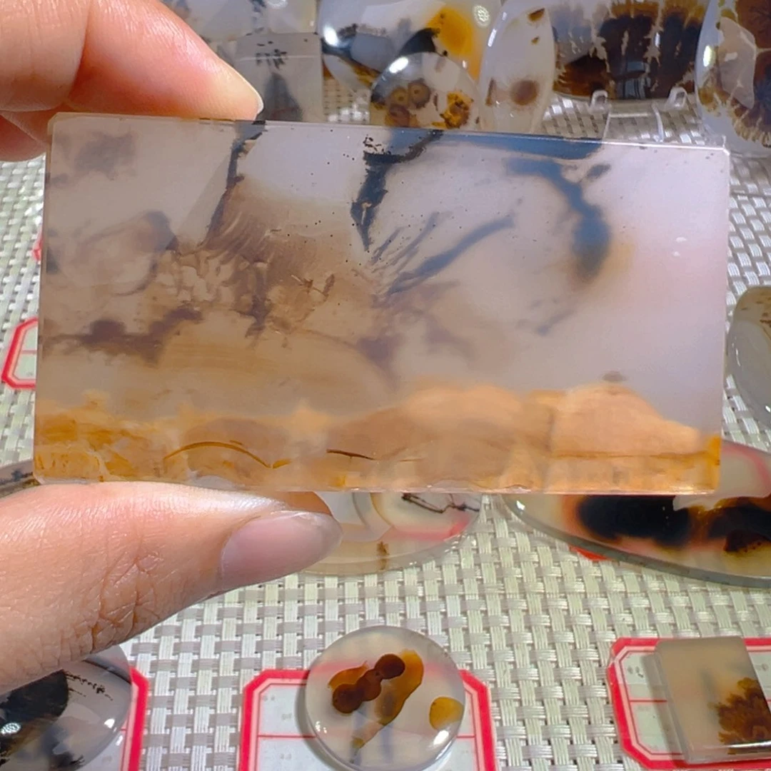 玛瑙/玉髓颈饰未镶嵌