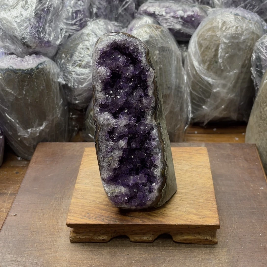 紫晶未镶嵌摆件紫晶