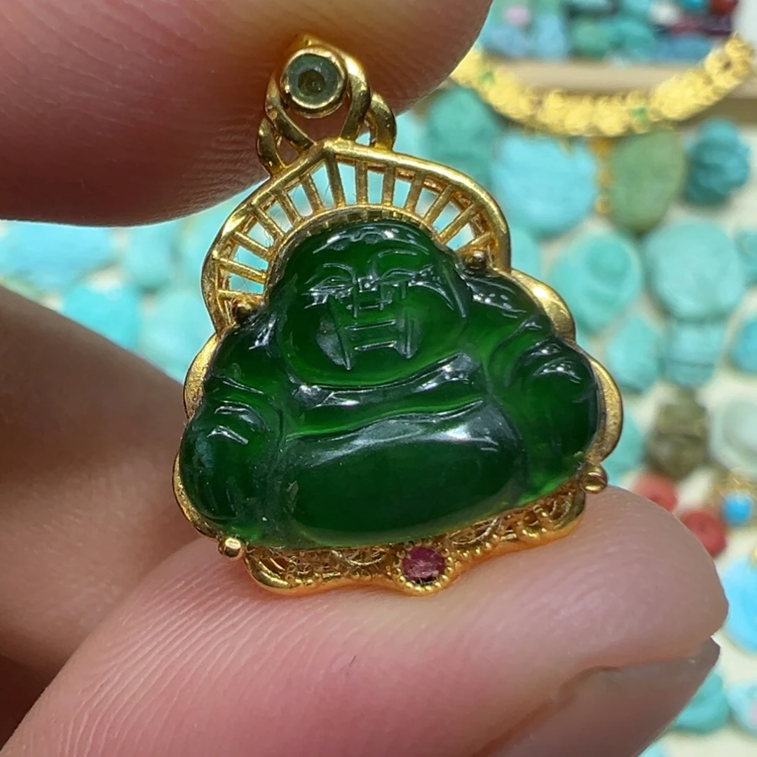 翡翠18K金镶嵌颈饰佛公