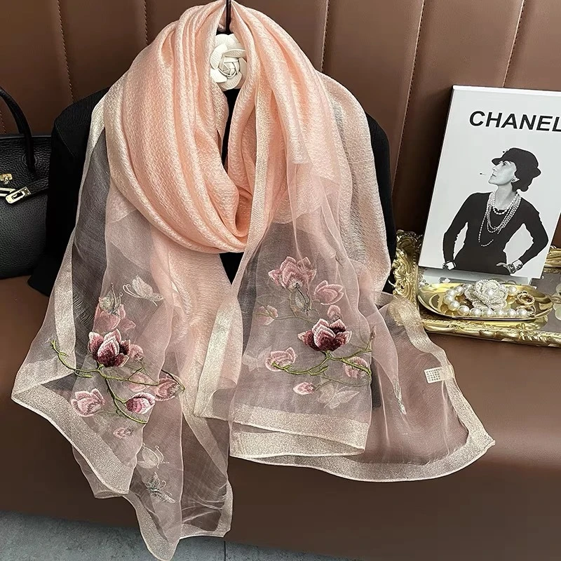 【粉色玉兰花】秋冬新款中国风高端刺绣丝巾女轻薄围巾披肩两用纱巾