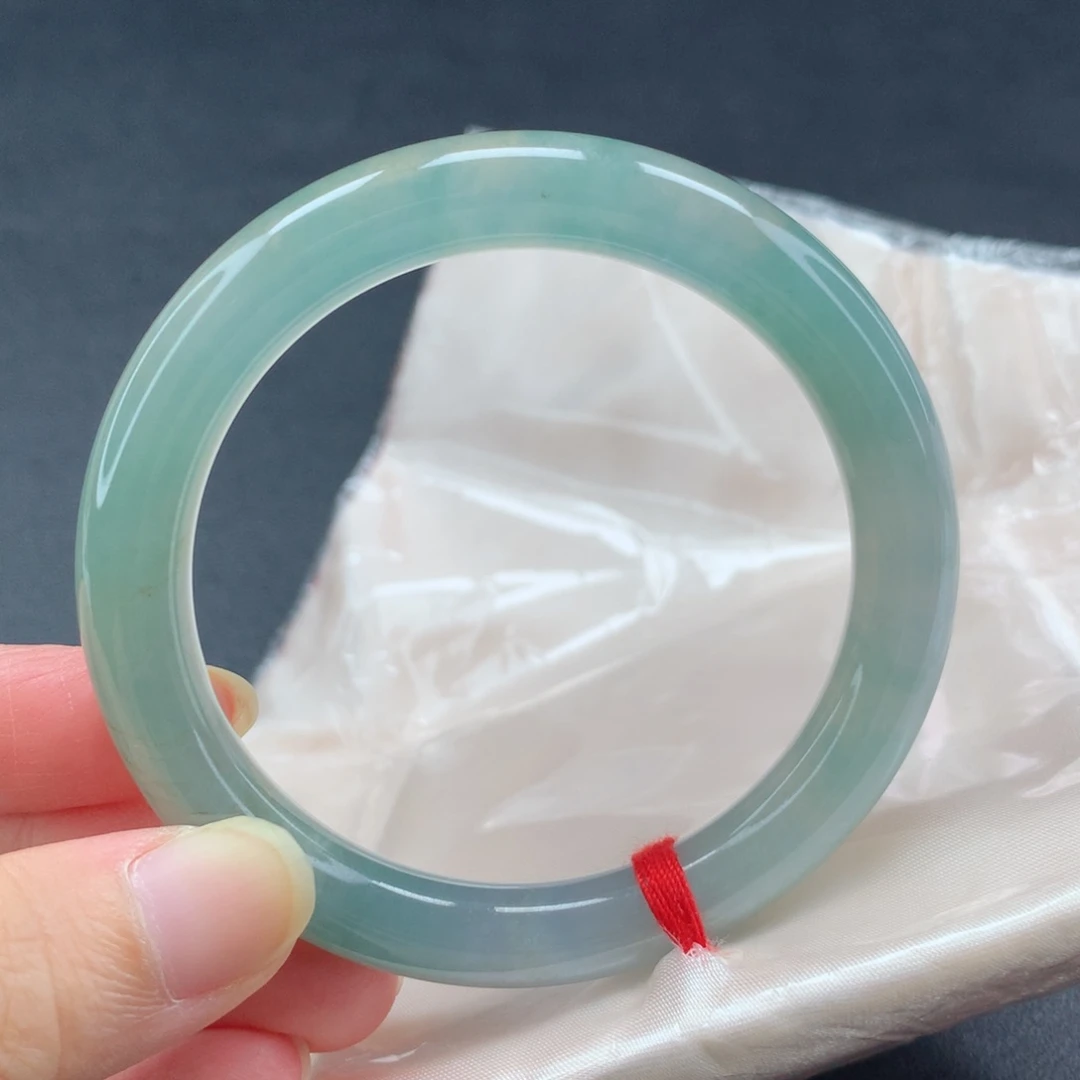 翡翠手镯未镶嵌（17号）（圆条）