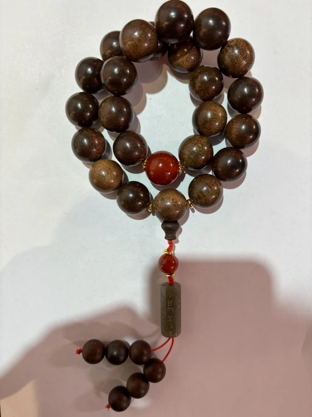 沉香 香港满结油水沉昆仑梅格手持2.0