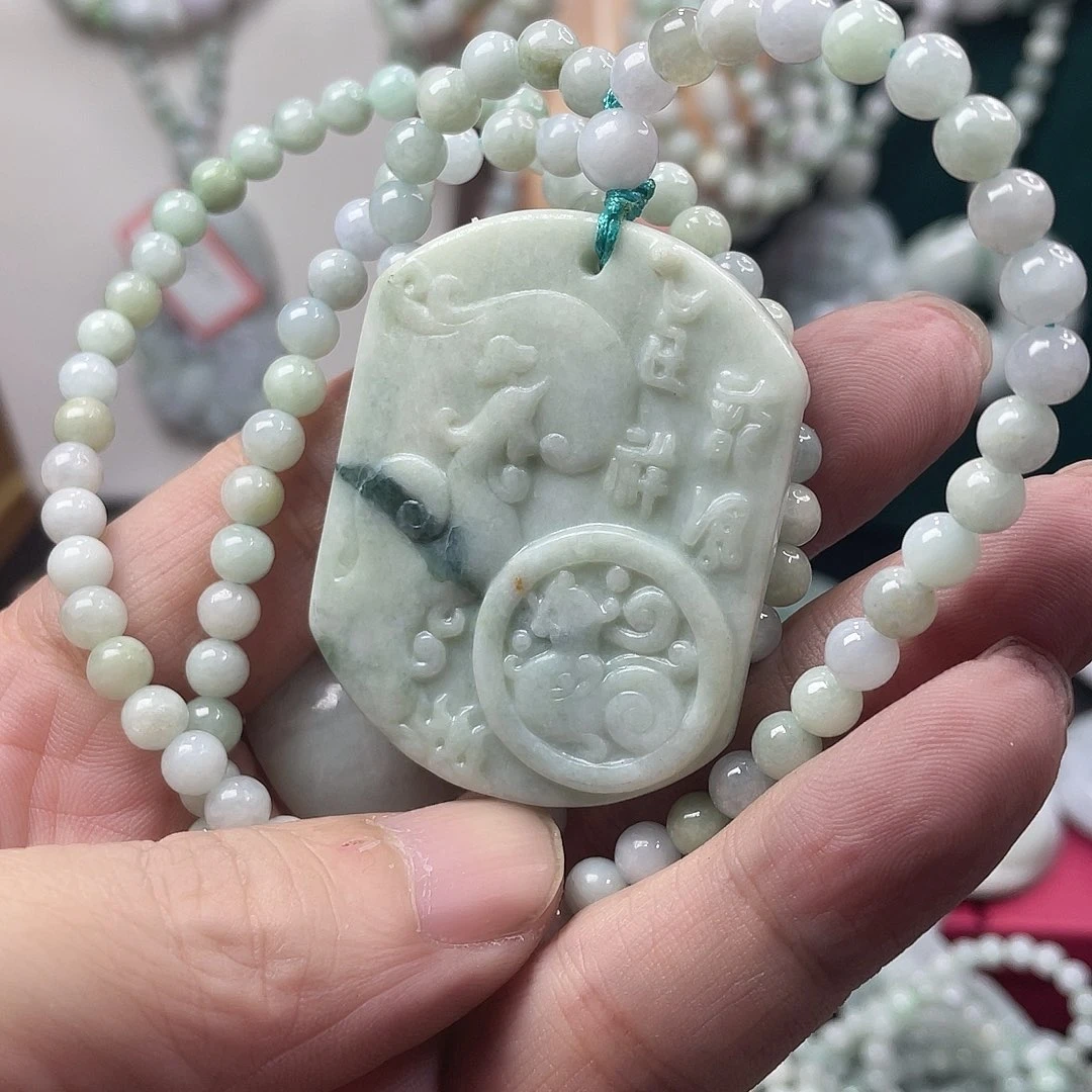 翡翠未镶嵌颈饰毛衣链