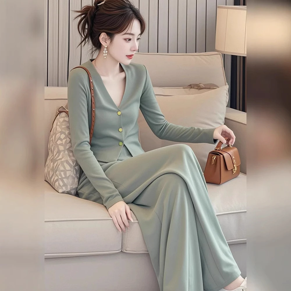 欧若风时尚针织套装2025春秋款女装显瘦V领开衫阔腿裤子时尚套装