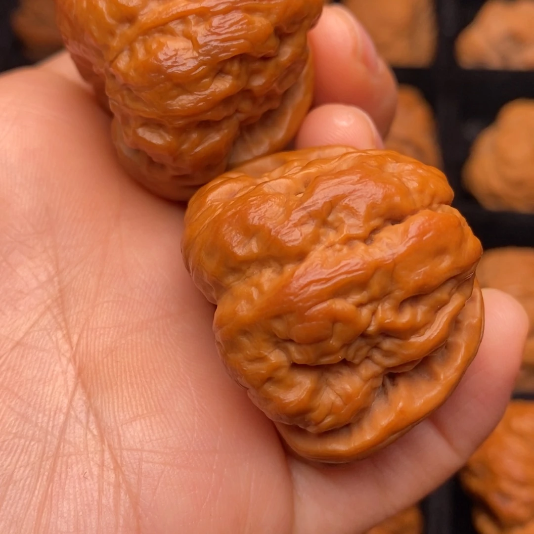 文玩核桃吊坠秦岭野生核桃