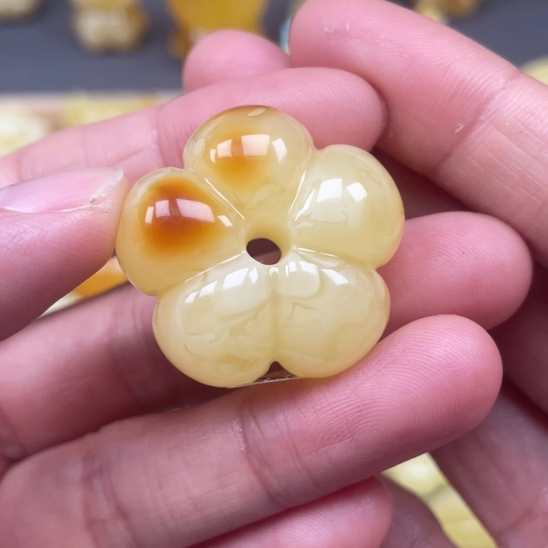 未镶嵌琥珀裸石蜜蜡