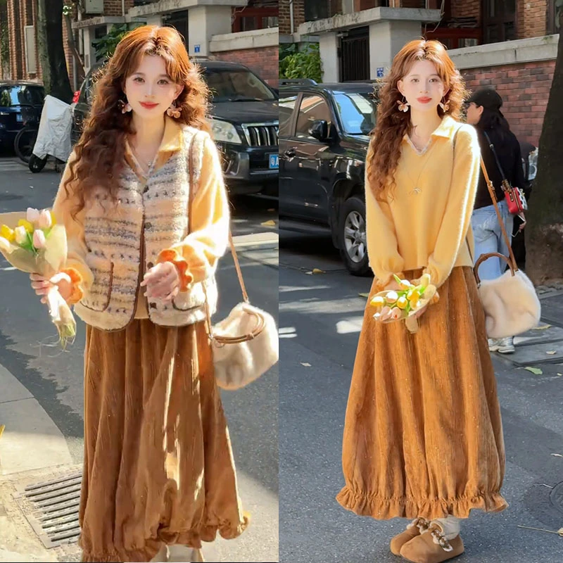 秋冬超火一整套女装2025新款灯笼袖卫衣复古无袖马甲半身裙三件套