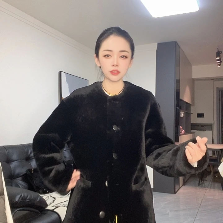 绵羊皮美丽奴皮毛一体M120、L130斤内拍下备注尺码