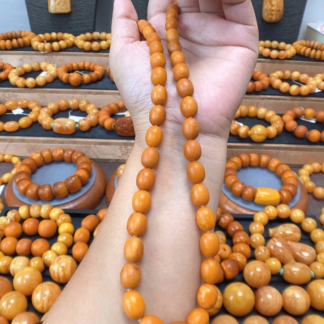 蜜蜡未镶嵌颈饰蜜蜡