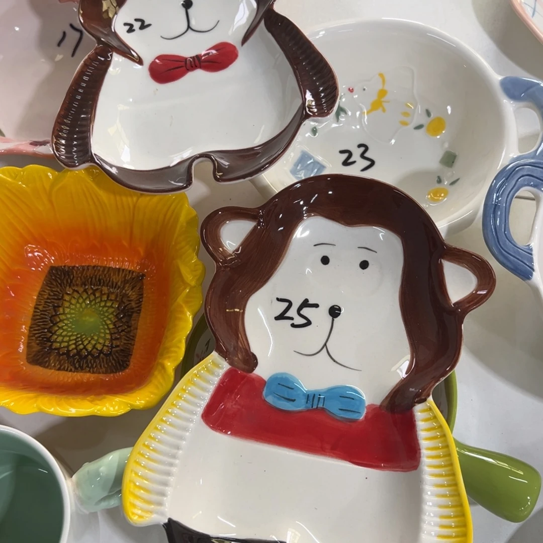 陶摆件高温陶瓷釉下彩微瑕！