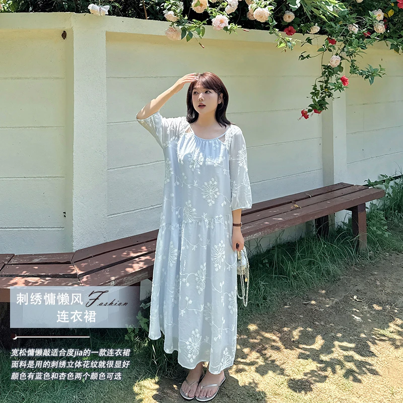【森屿海巷】25年气质时尚夏季新款大码女装刺绣温柔风连衣裙-8957