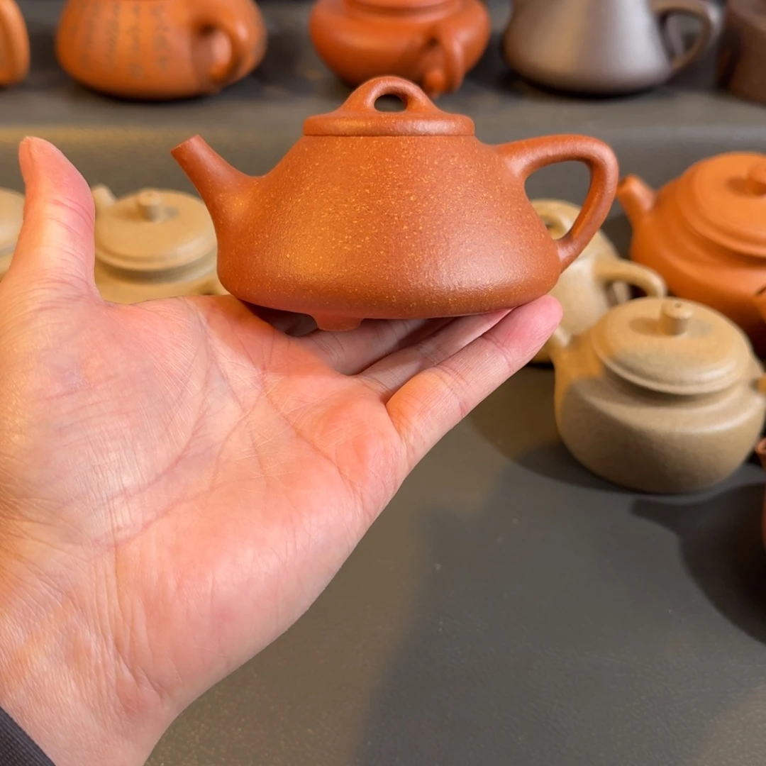 紫砂茶壶宝山红降坡30目半手工制作