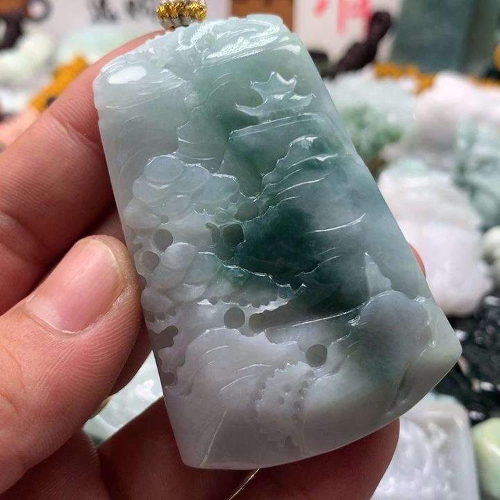 翡翠未镶嵌颈饰保真天然a货翡翠