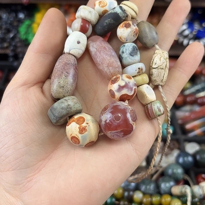 玛瑙/玉髓未镶嵌珠宝半成品?***?